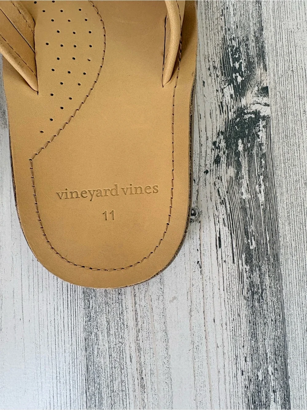 Vineyard Vines Men’s Size 11 Slip On Flip Flop Thong Sandals In Natural Tan